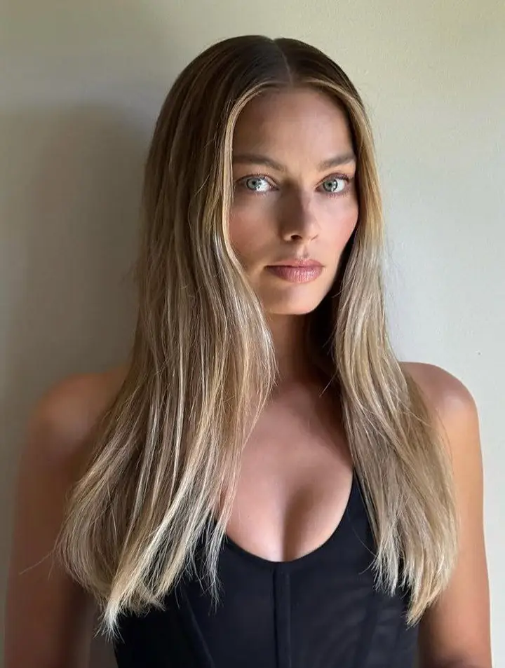 Sarışın Kadıköy Escort Analdan Sikişiyor